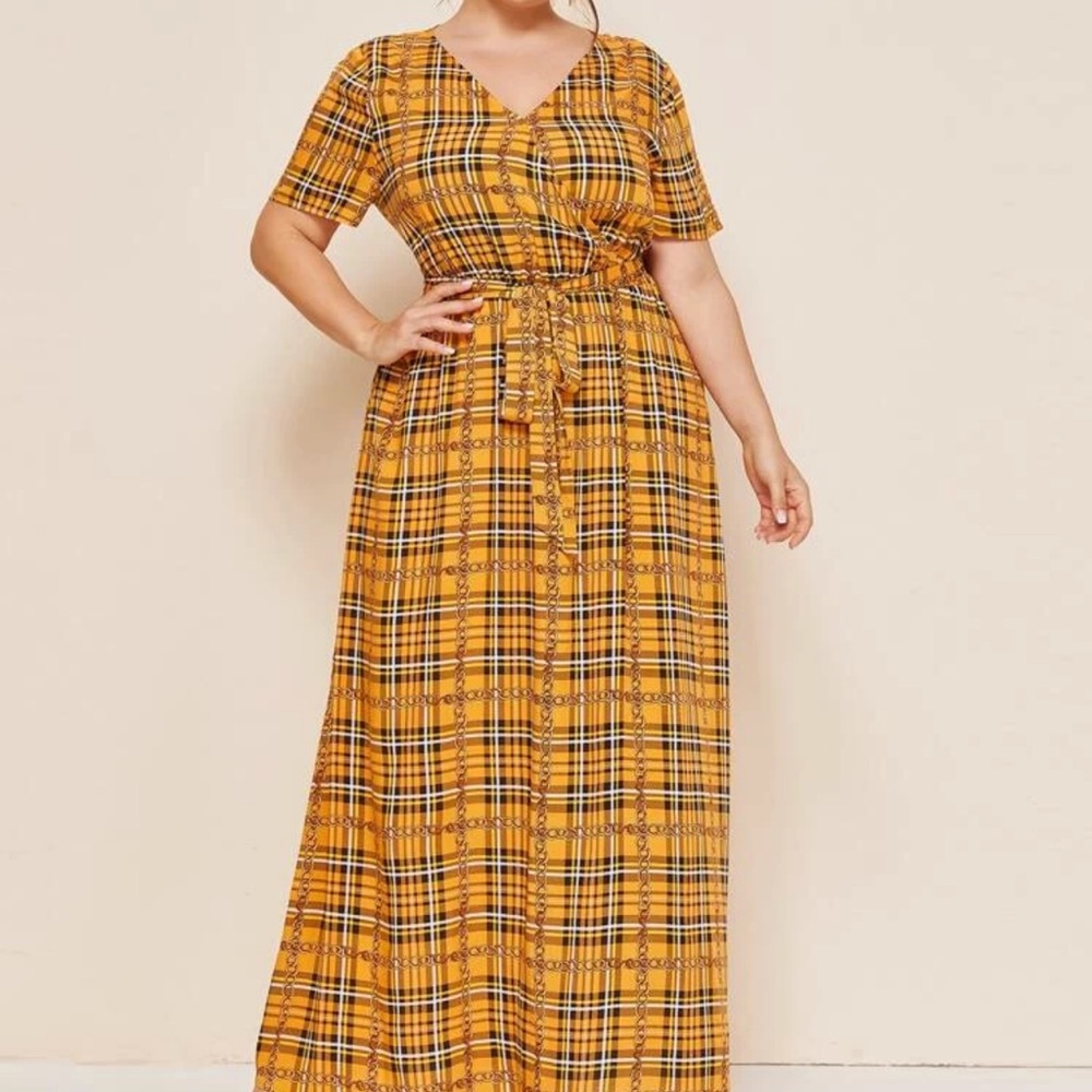 Plus chain & tartan maxi dress with belt